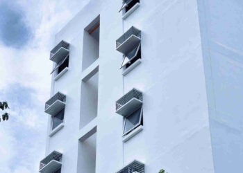 Paradigm Shift: From Sustainable Buildings to Sustainable Communities