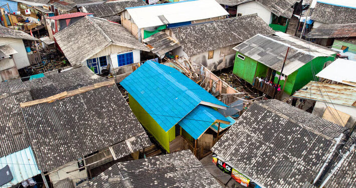 Transforming Lives With Innovation: Revolutionizing Housing with Recycled Roof Plates in Indonesia