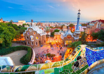 Spain Named Top TEFL Destination for 2025; Leading Providers Announced!