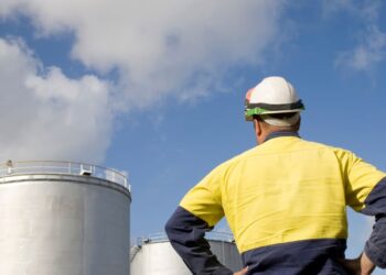 Repair with Confidence – Join PetroSync’s ASME PCC-2 Training for Safe & Compliant Pressure Equipment Solutions