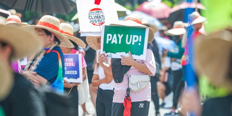 Thousands in Manila Join Global Call for Financial System Overhaul