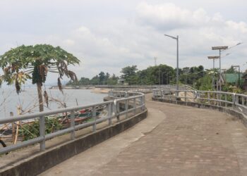 Amid backlash, residents still believe in flood control projects