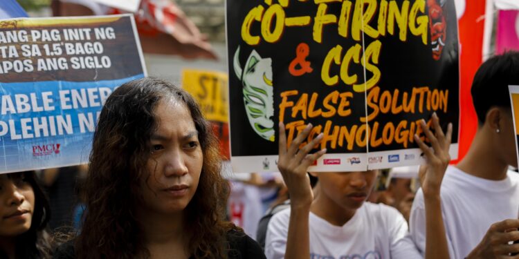 IN FRAMES: Philippine Activists Slam Japan’s Fossil Fuel Financing